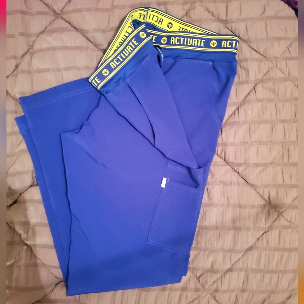 Scrub pants